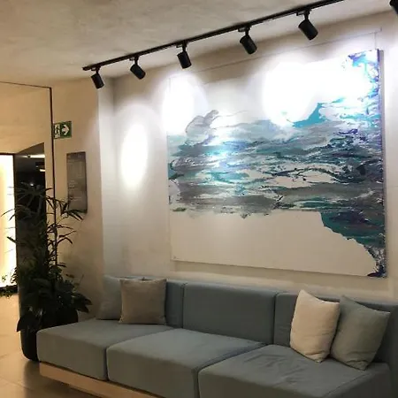 Apartment Holidays Banus